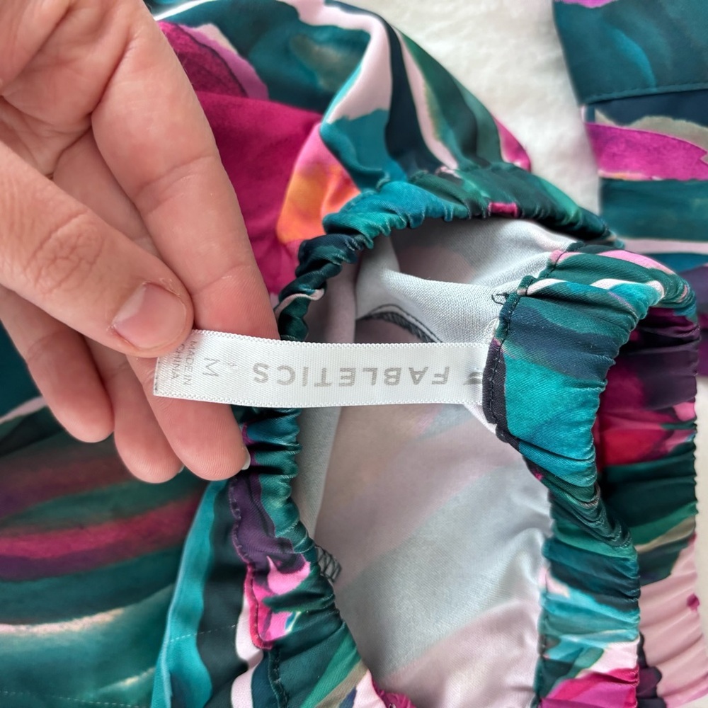 Fabletics | Floral two‎ piece summer pajama set (small top/medium bottom) - Picture 6 of 10
